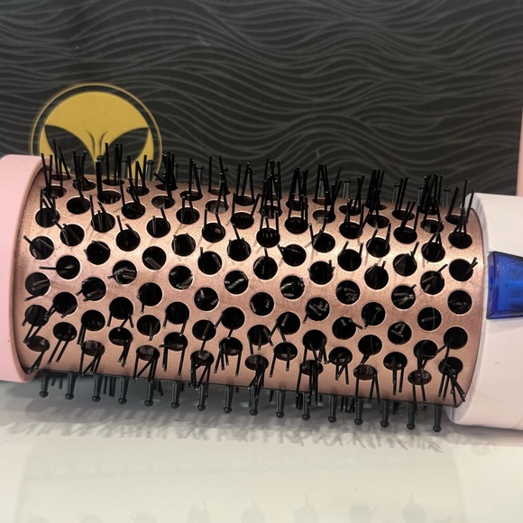 Calista FauxBlo Thermal Brush (Pink Ombre)1.77” Great for Long Hair - Picture 6 of 8